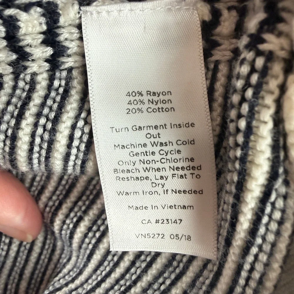 Talbots Sweater Women 2X Black White Striped V-Neck Knit Long Sleeve Trim
